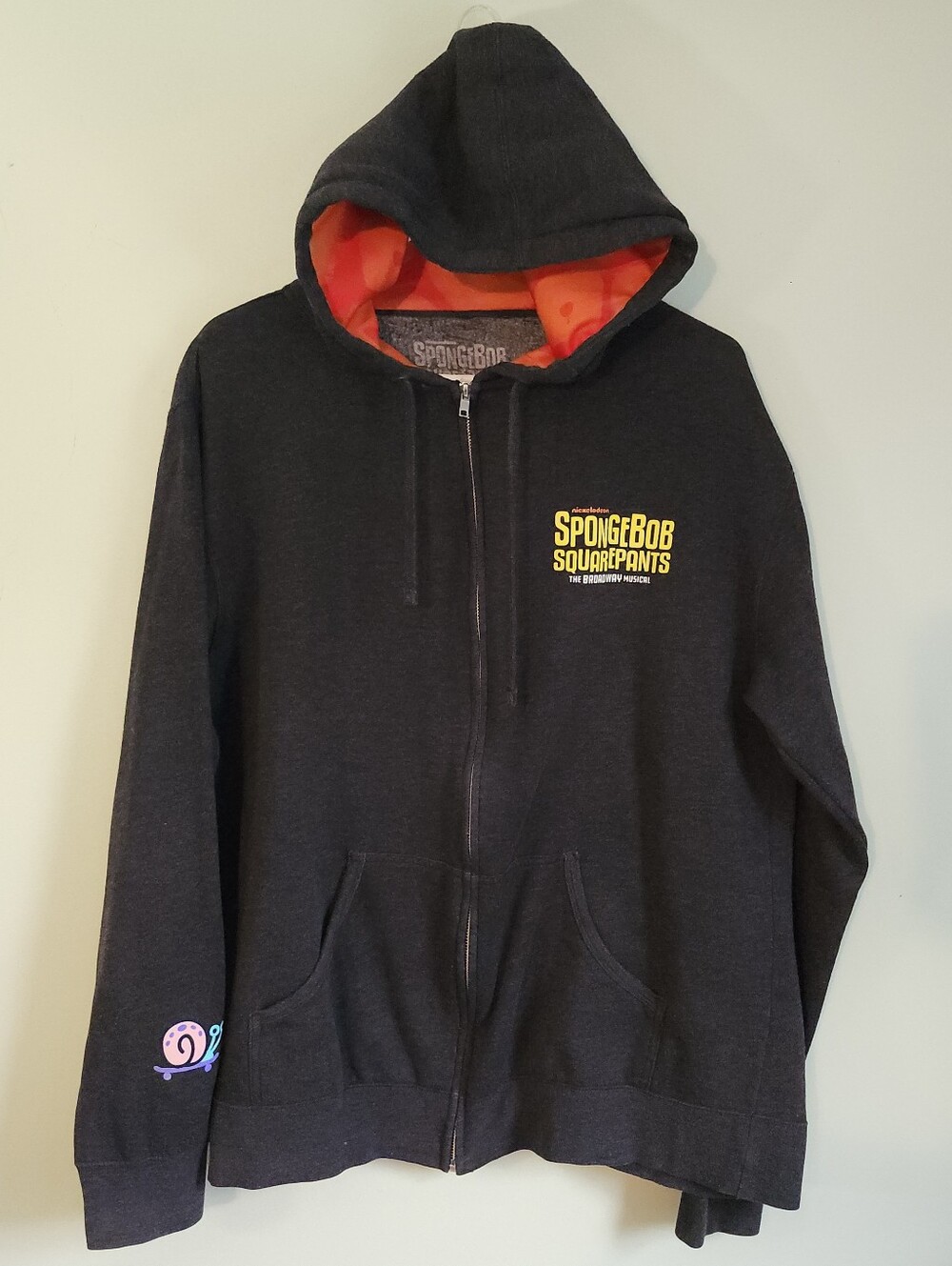 SpongeBob Squarepants THE BROADWAY MUSICAL 2018 Grey Heather Zip Hoodie Size XL